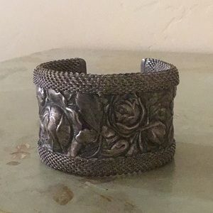 Vintage bracelet with roses
